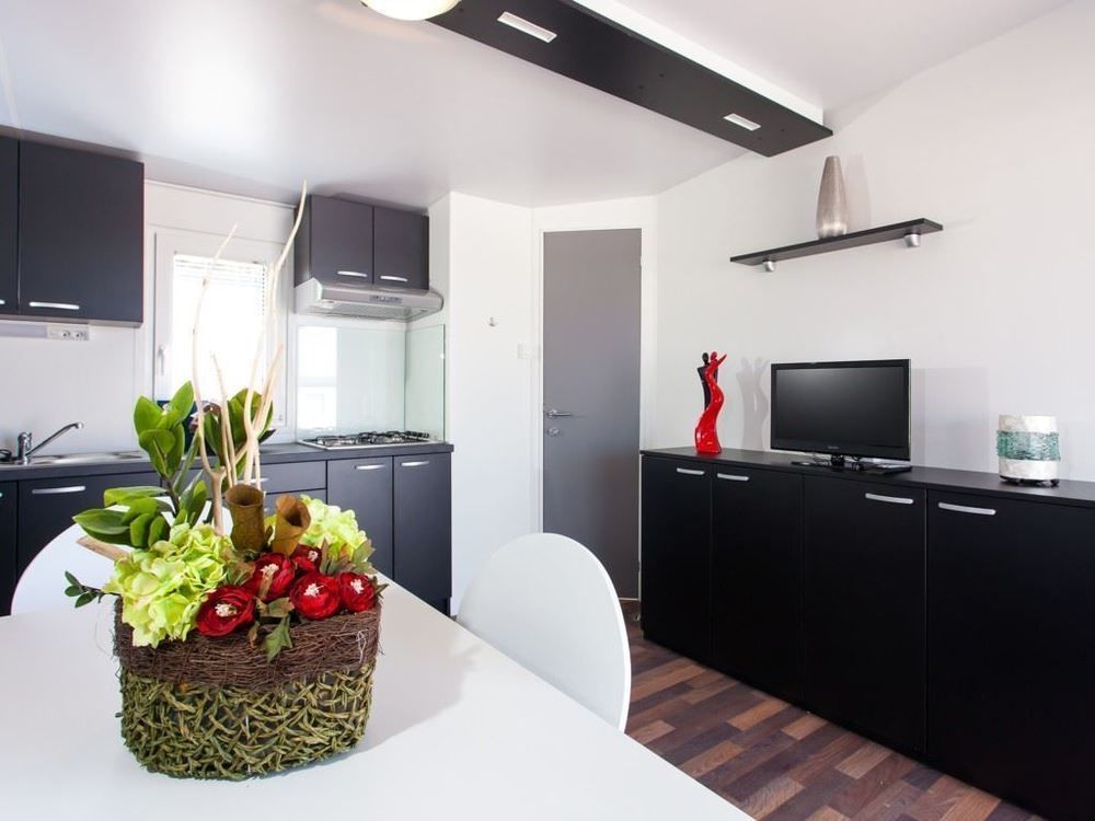 Kastanija Mobile Homes Novigrad Istria Exterior foto